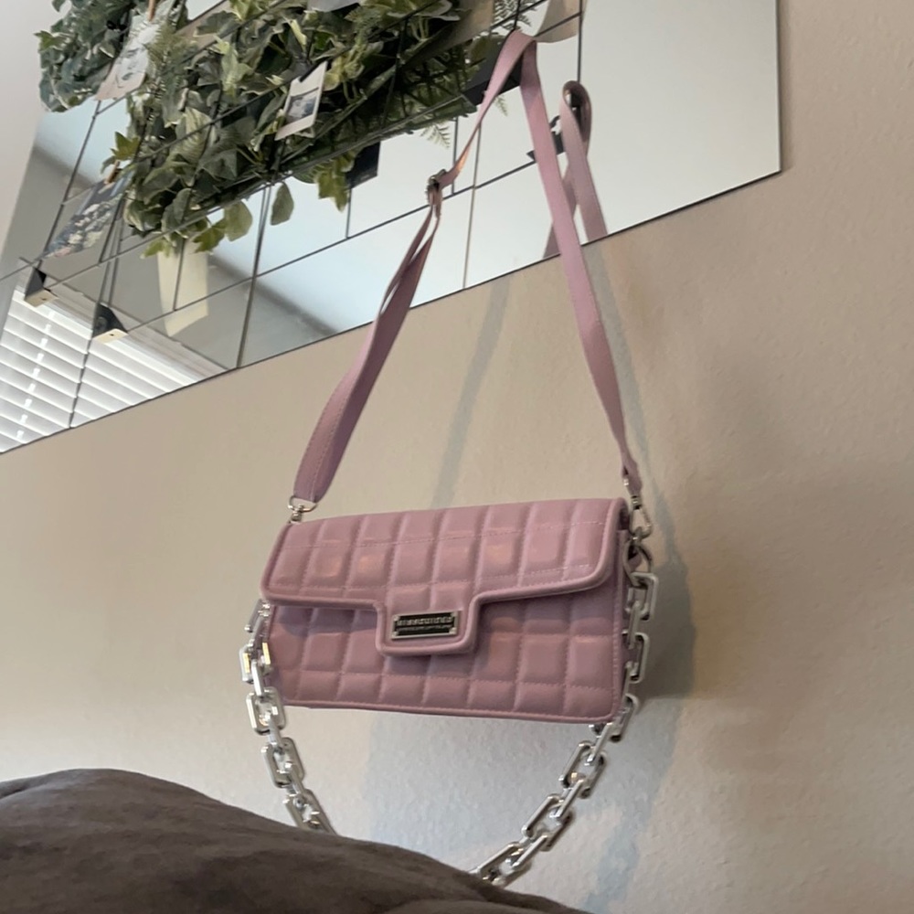 MISSGUIDED BAG W. A DROPCHAIN